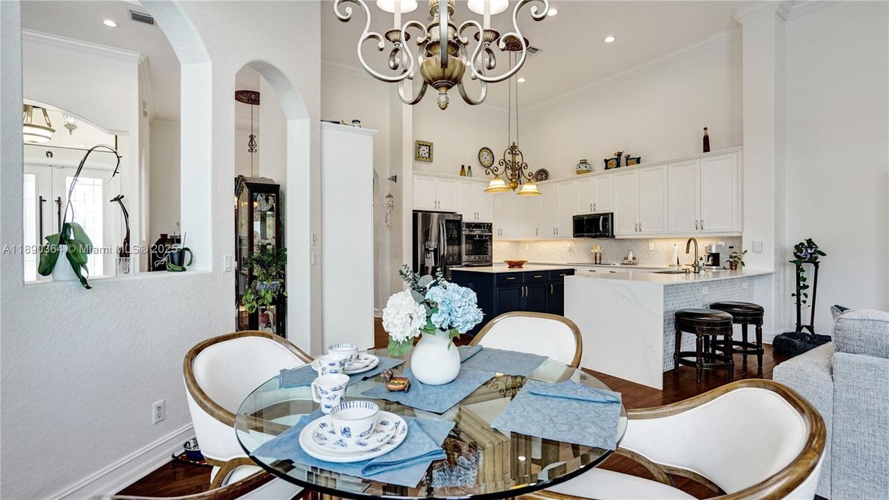 Recently Sold: $1,500,000 (6 beds, 4 baths, 3756 Square Feet)