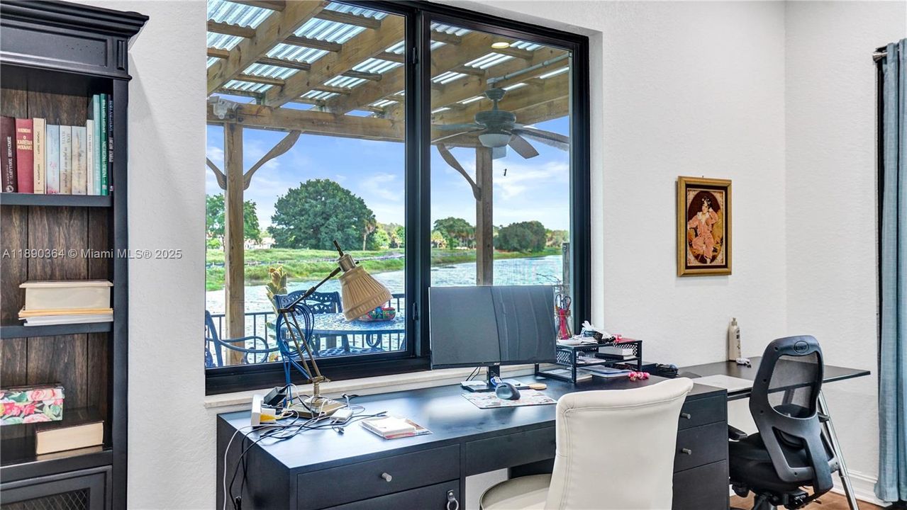 Recently Sold: $1,500,000 (6 beds, 4 baths, 3756 Square Feet)