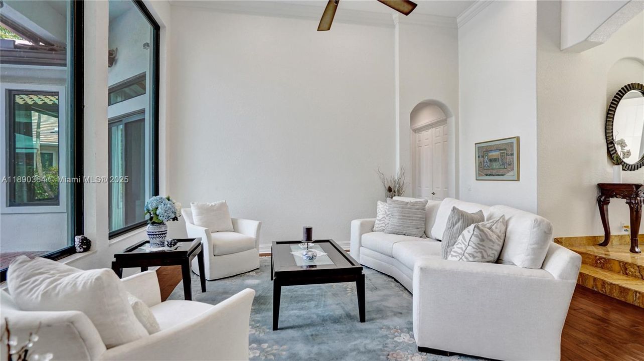 Recently Sold: $1,500,000 (6 beds, 4 baths, 3756 Square Feet)