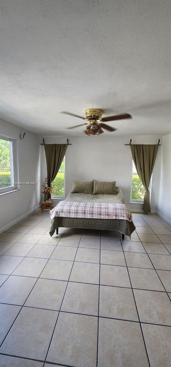 Vendido Recientemente: $1,100,000 (0 camas, 0 baños, 3085 Pies cuadrados)