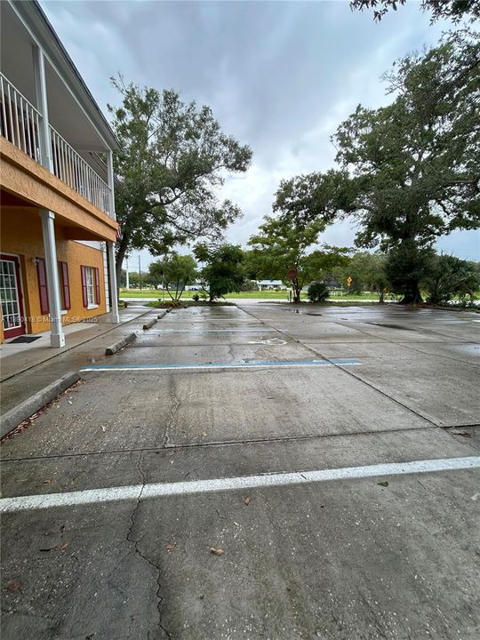 出租: $1,850 (0 贝兹, 0 浴室, 0 平方英尺)