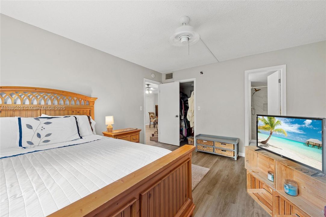 En Venta: $120,000 (2 camas, 2 baños, 907 Pies cuadrados)