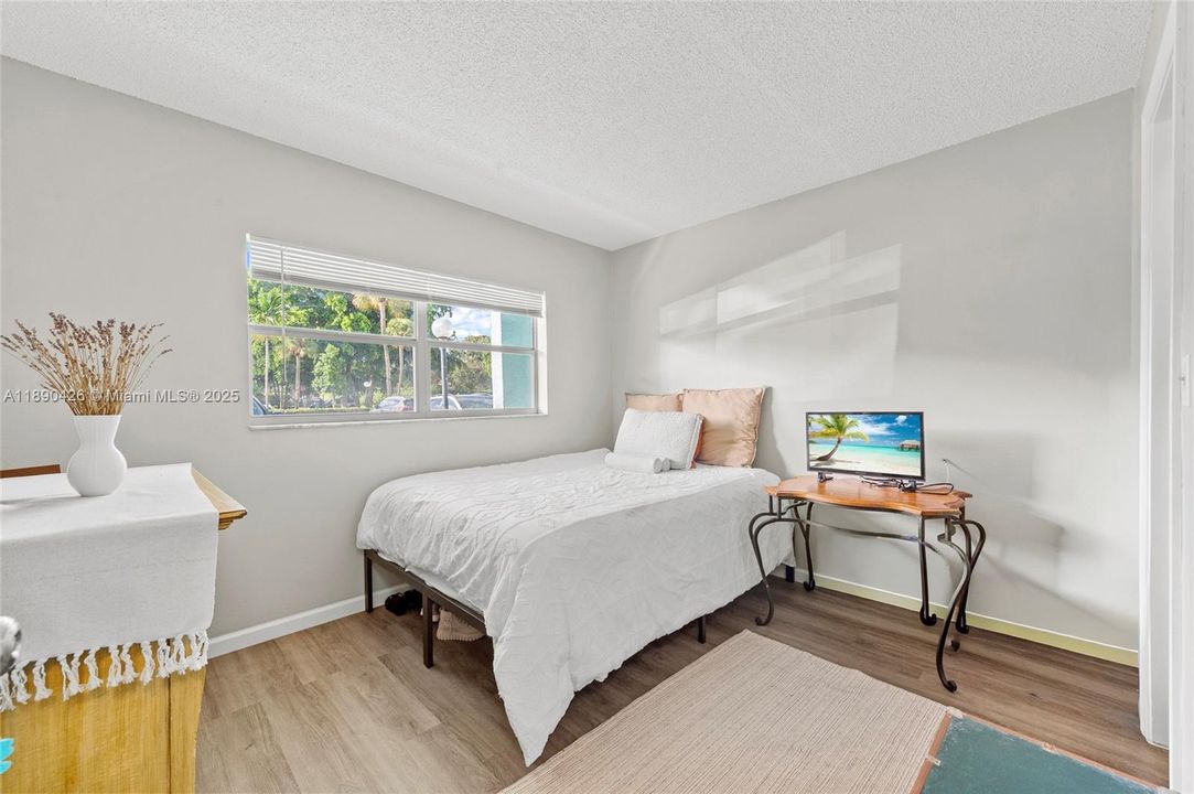 En Venta: $120,000 (2 camas, 2 baños, 907 Pies cuadrados)