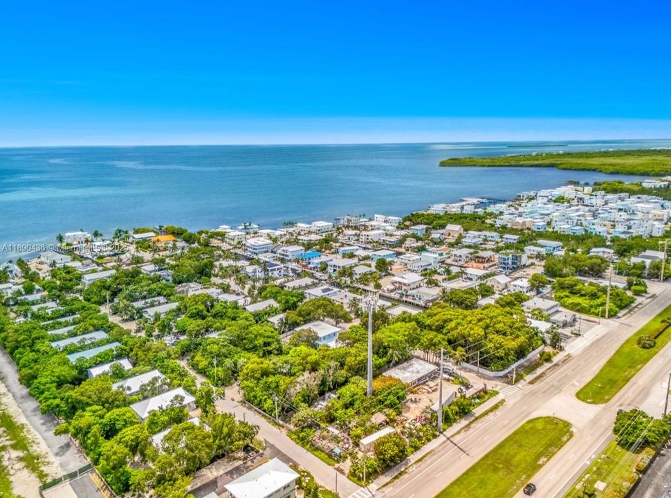 En Venta: $250,000 (0.15 acres)