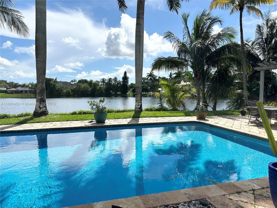 For Rent: $7,000 (4 beds, 3 baths, 2465 Square Feet)