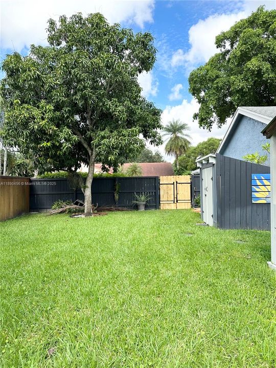 For Rent: $7,000 (4 beds, 3 baths, 2465 Square Feet)