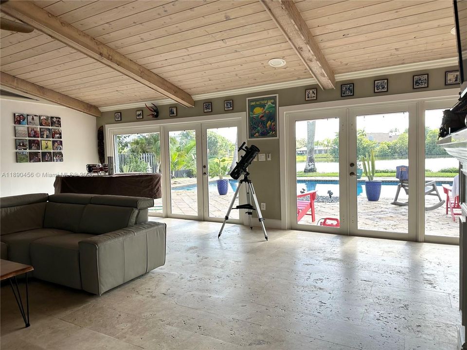 For Rent: $7,000 (4 beds, 3 baths, 2465 Square Feet)