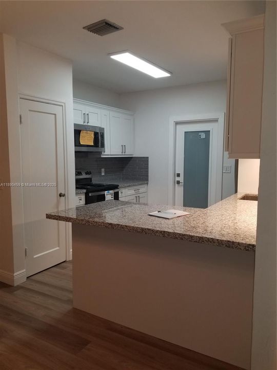 Недавно арендовано: $4,200 (3 спален, 2 ванн, 1660 Квадратных фут)