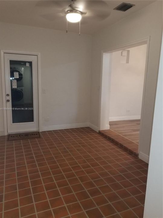 Недавно арендовано: $4,200 (3 спален, 2 ванн, 1660 Квадратных фут)