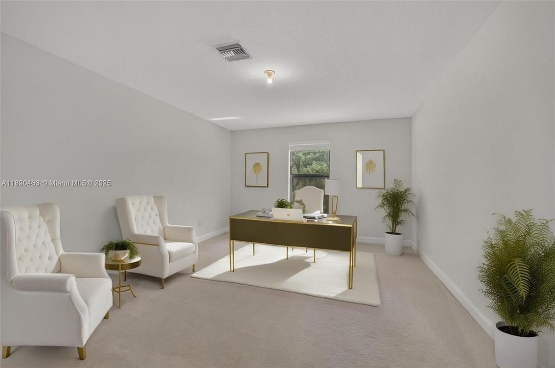 Activo con contrato: $725,000 (4 camas, 2 baños, 3065 Pies cuadrados)