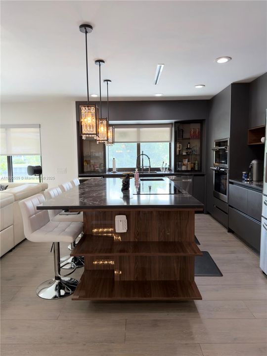 En Venta: $1,750,000 (4 camas, 4 baños, 1769 Pies cuadrados)