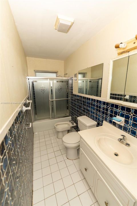 For Sale: $629,000 (4 beds, 2 baths, 1573 Square Feet)