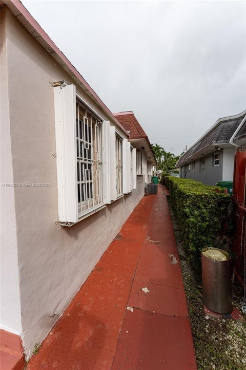 For Sale: $629,000 (4 beds, 2 baths, 1573 Square Feet)