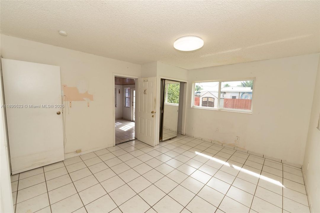 For Sale: $629,000 (4 beds, 2 baths, 1573 Square Feet)