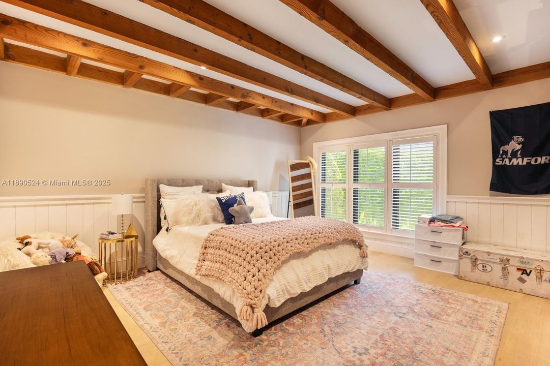 En Venta: $2,950,000 (5 camas, 4 baños, 4633 Pies cuadrados)