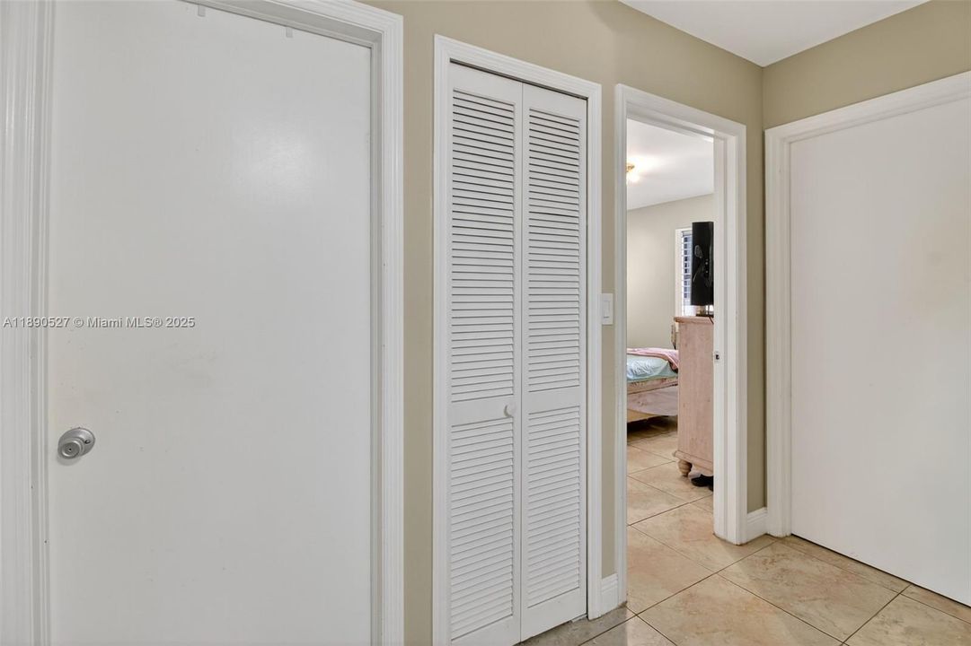 For Sale: $1,149,000 (4 beds, 3 baths, 3088 Square Feet)