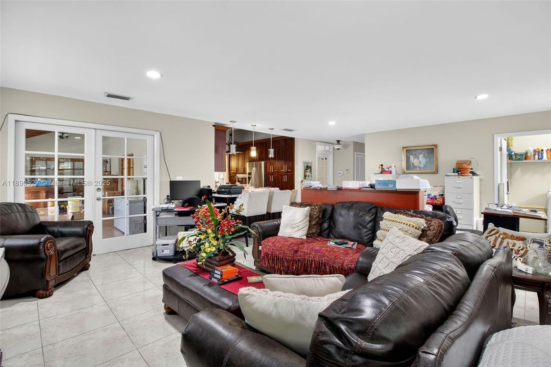 For Sale: $1,149,000 (4 beds, 3 baths, 3088 Square Feet)