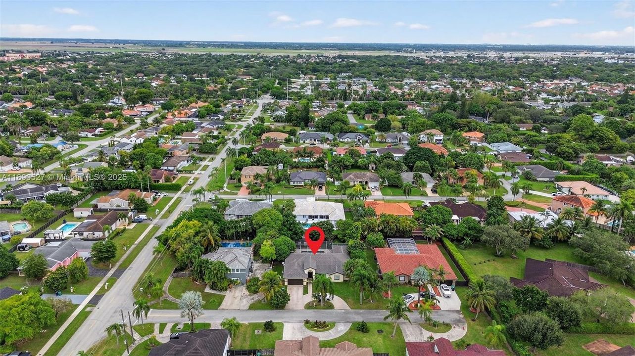 For Sale: $1,149,000 (4 beds, 3 baths, 3088 Square Feet)