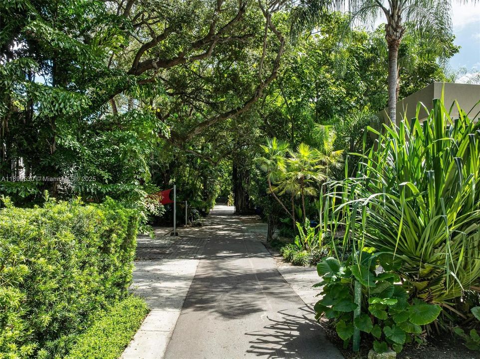 待售: $2,775,000 (3 贝兹, 2 浴室, 2219 平方英尺)