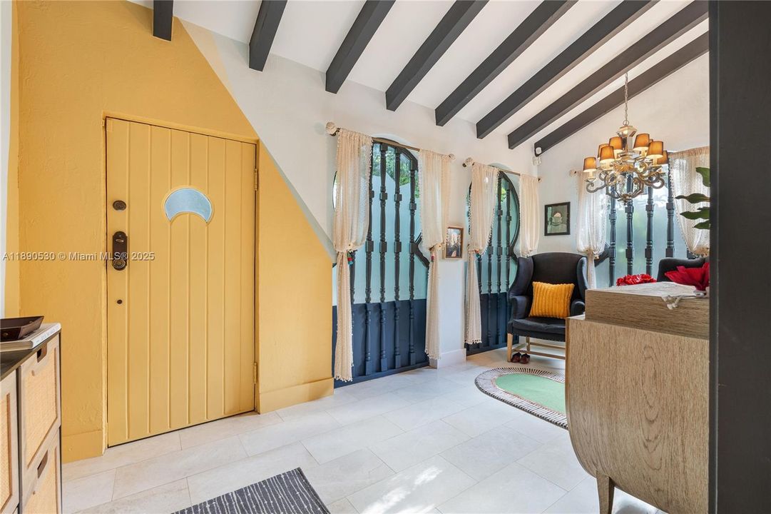 待售: $2,775,000 (3 贝兹, 2 浴室, 2219 平方英尺)