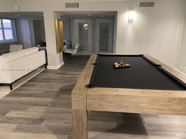 For Rent: $3,200 (0 beds, 1 baths, 465 Square Feet)