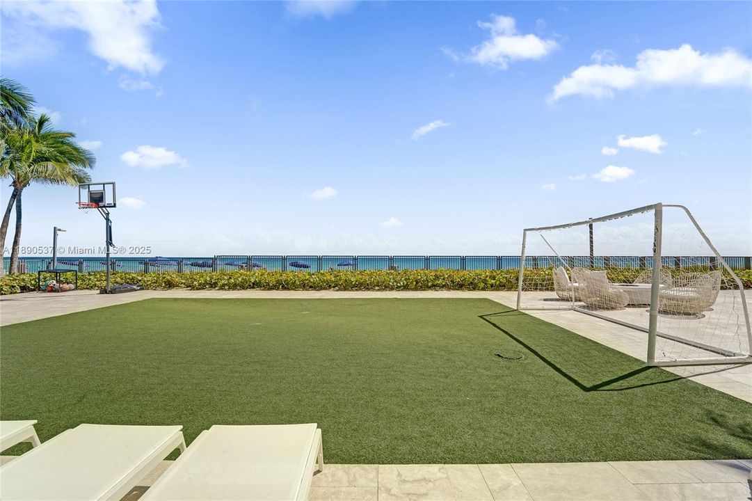 Recreation area for sports by the beach