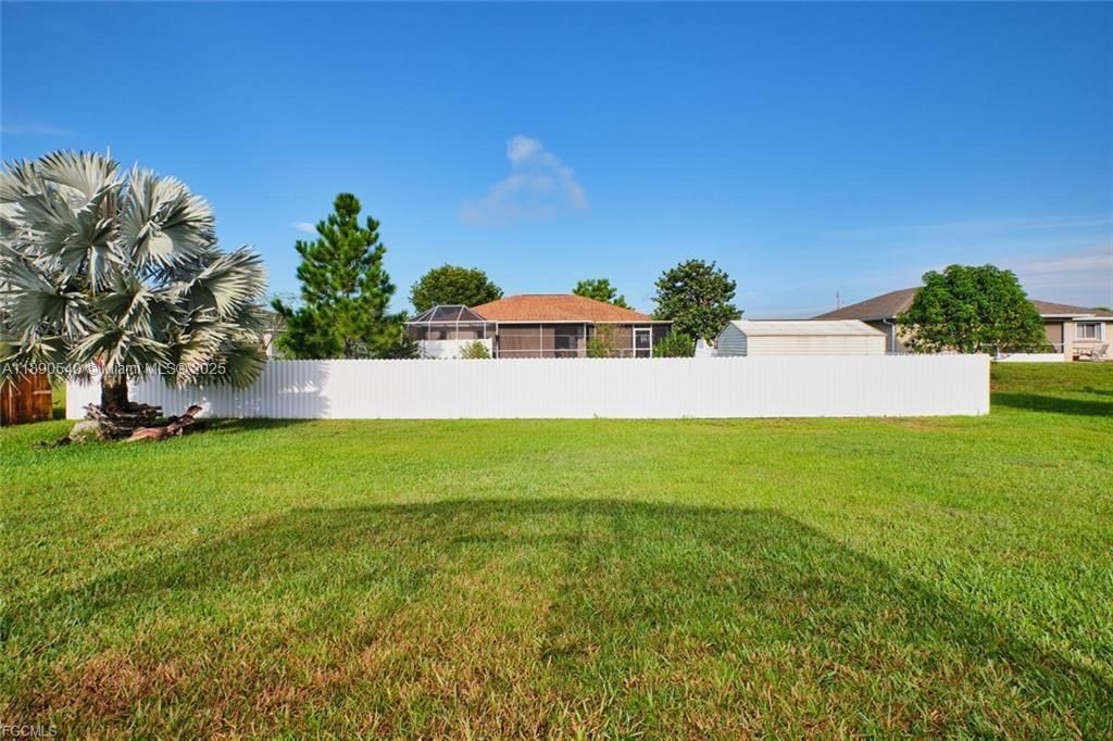 For Sale: $264,000 (3 beds, 2 baths, 1422 Square Feet)