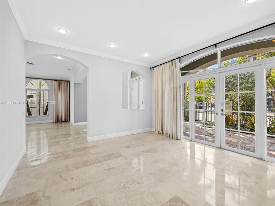 待售: $3,125,000 (4 贝兹, 5 浴室, 3937 平方英尺)