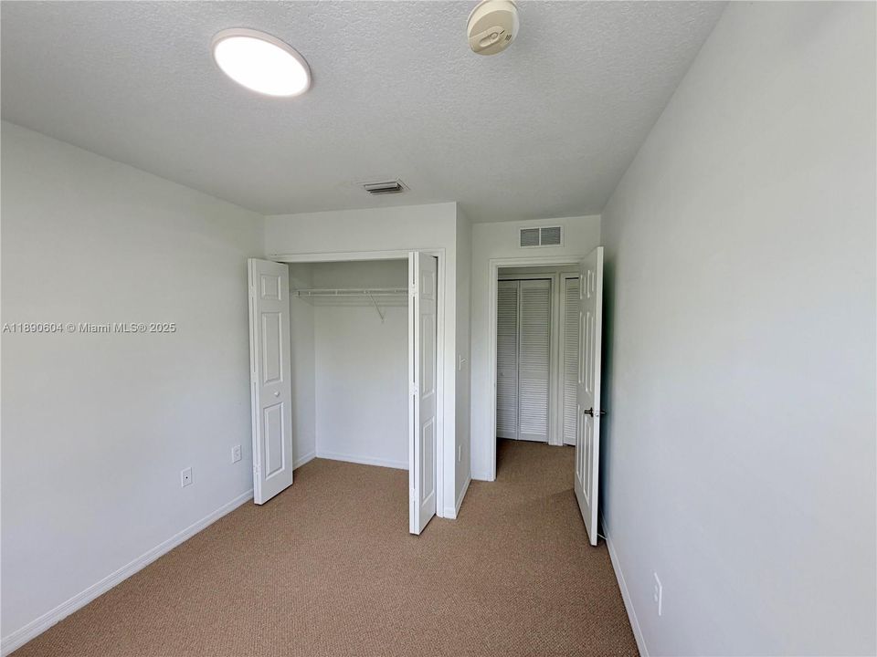 Недавно арендовано: $2,500 (3 спален, 2 ванн, 1417 Квадратных фут)