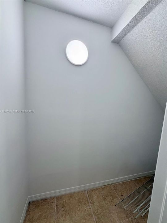 Недавно арендовано: $2,500 (3 спален, 2 ванн, 1417 Квадратных фут)