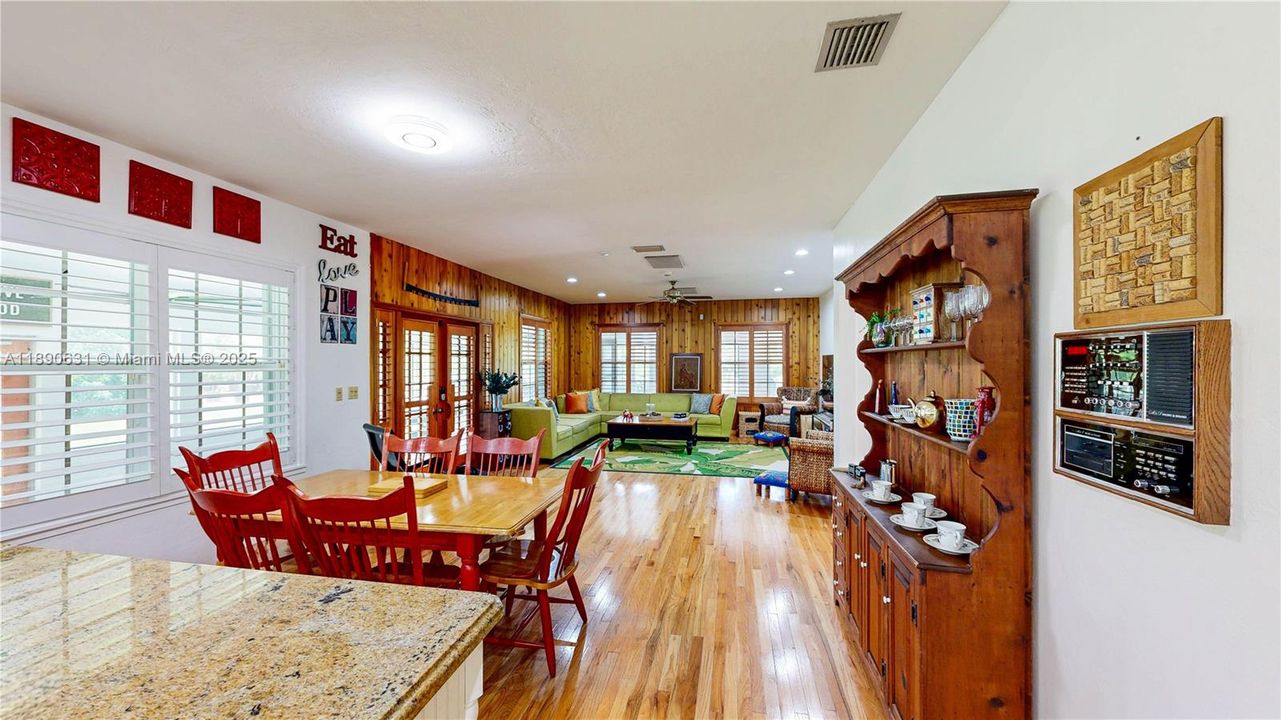 待售: $1,500,000 (0 贝兹, 0 浴室, 0 平方英尺)