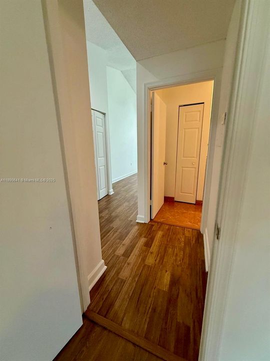 Недавно арендовано: $1,699 (1 спален, 1 ванн, 750 Квадратных фут)