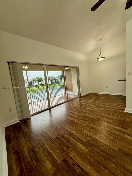 Недавно арендовано: $1,699 (1 спален, 1 ванн, 750 Квадратных фут)