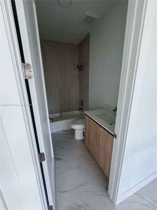 For Sale: $1,144,900 (5 beds, 4 baths, 0 Square Feet)