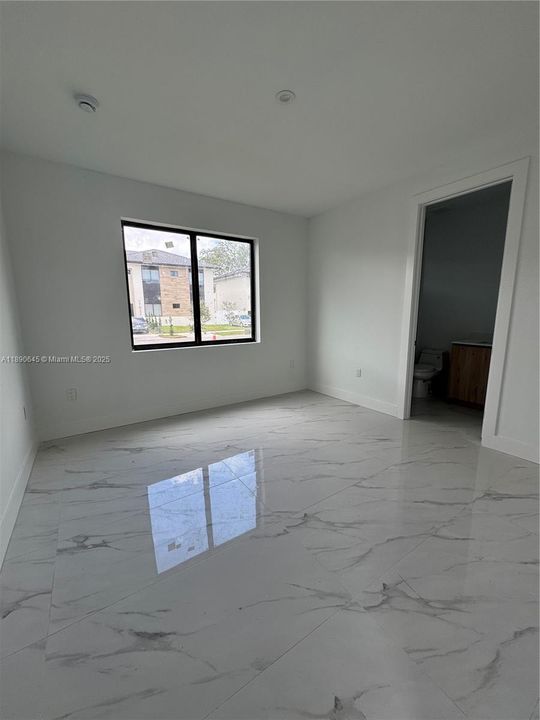 For Sale: $1,144,900 (5 beds, 4 baths, 0 Square Feet)