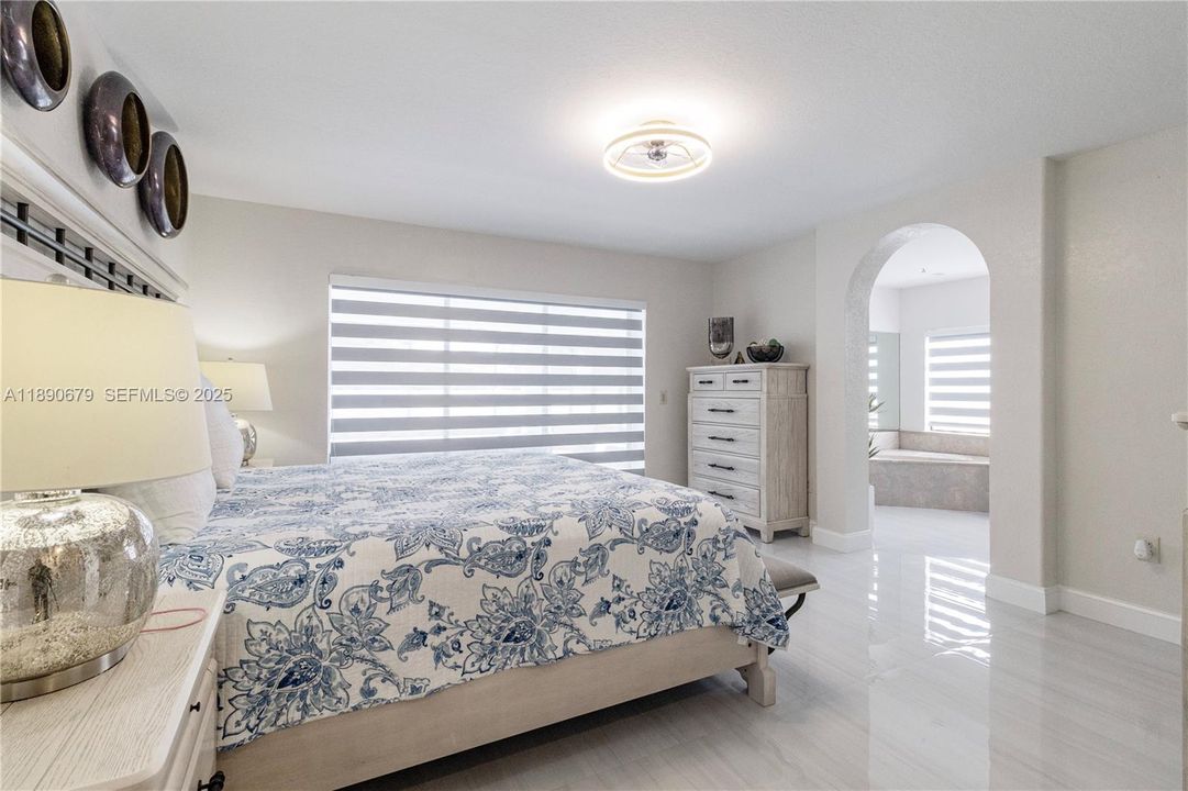 For Sale: $445,000 (4 beds, 2 baths, 1880 Square Feet)