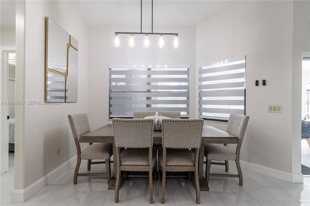 For Sale: $445,000 (4 beds, 2 baths, 1880 Square Feet)