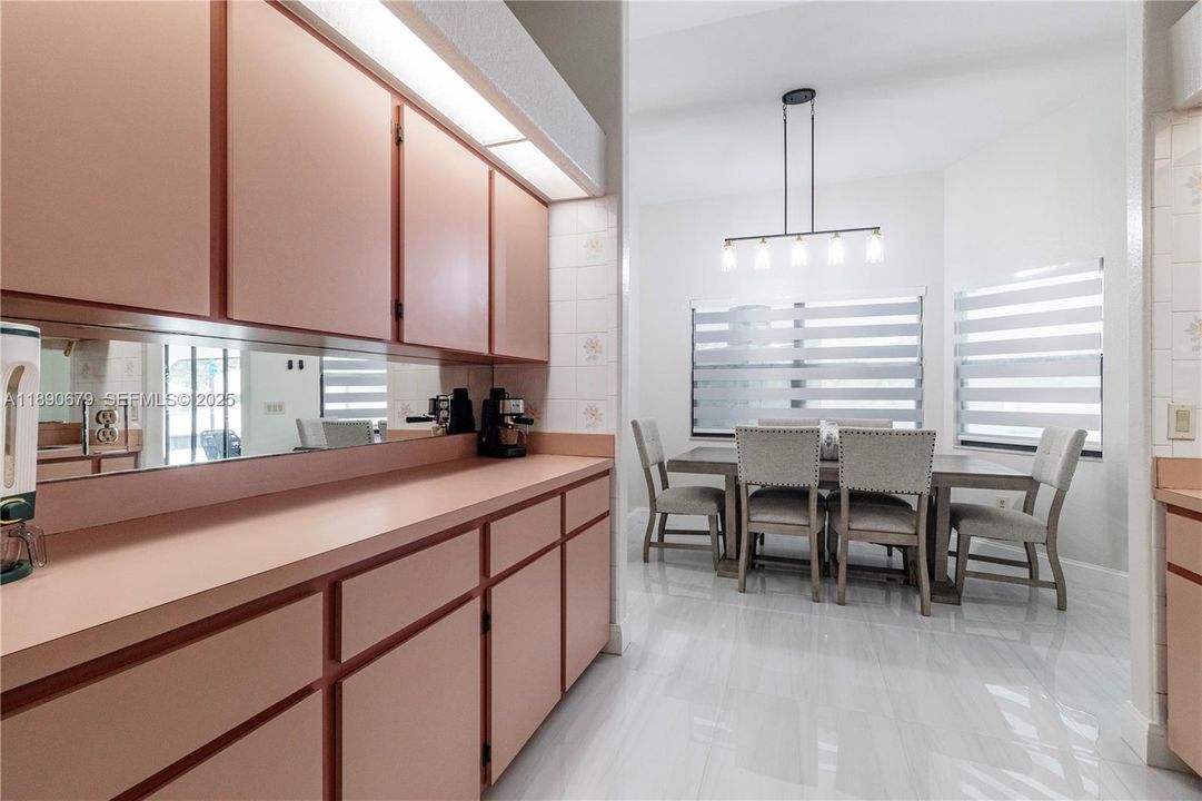 For Sale: $445,000 (4 beds, 2 baths, 1880 Square Feet)