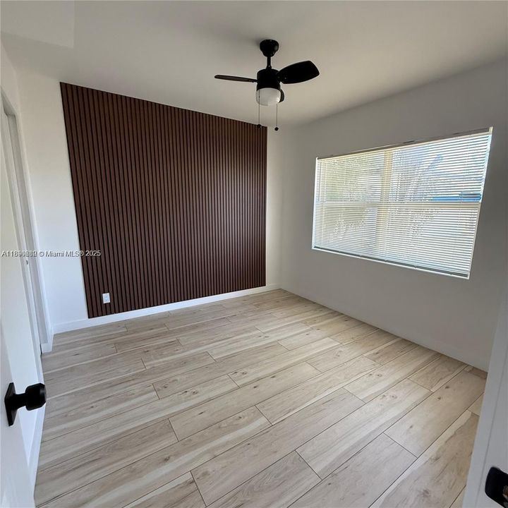 Recently Rented: $2,000 (2 beds, 1 baths, 2080 Square Feet)