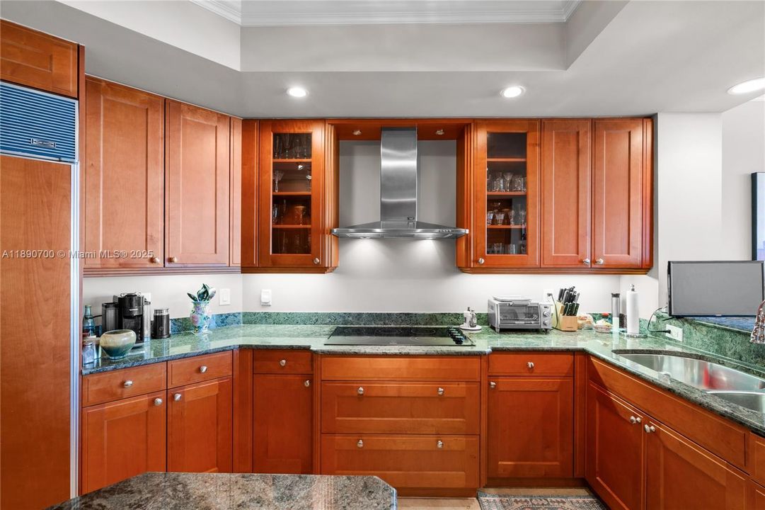 For Sale: $2,495,000 (3 beds, 3 baths, 3173 Square Feet)