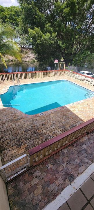 Activo con contrato: $175,000 (1 camas, 1 baños, 550 Pies cuadrados)