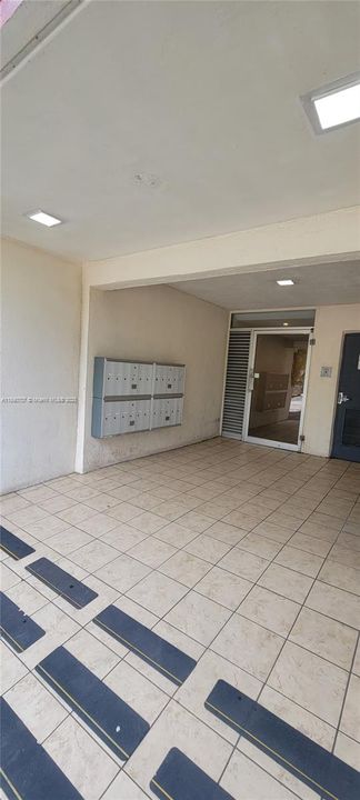 Activo con contrato: $175,000 (1 camas, 1 baños, 550 Pies cuadrados)