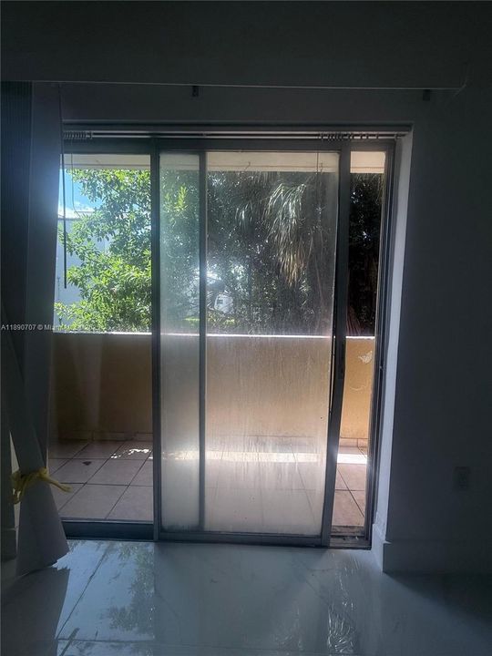 Activo con contrato: $175,000 (1 camas, 1 baños, 550 Pies cuadrados)