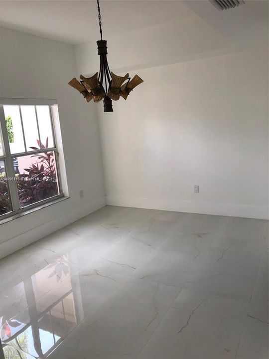 For Rent: $5,900 (4 beds, 4 baths, 3154 Square Feet)