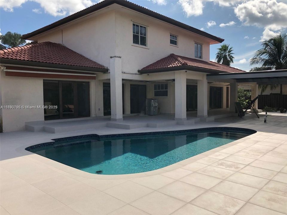 For Rent: $5,900 (4 beds, 4 baths, 3154 Square Feet)