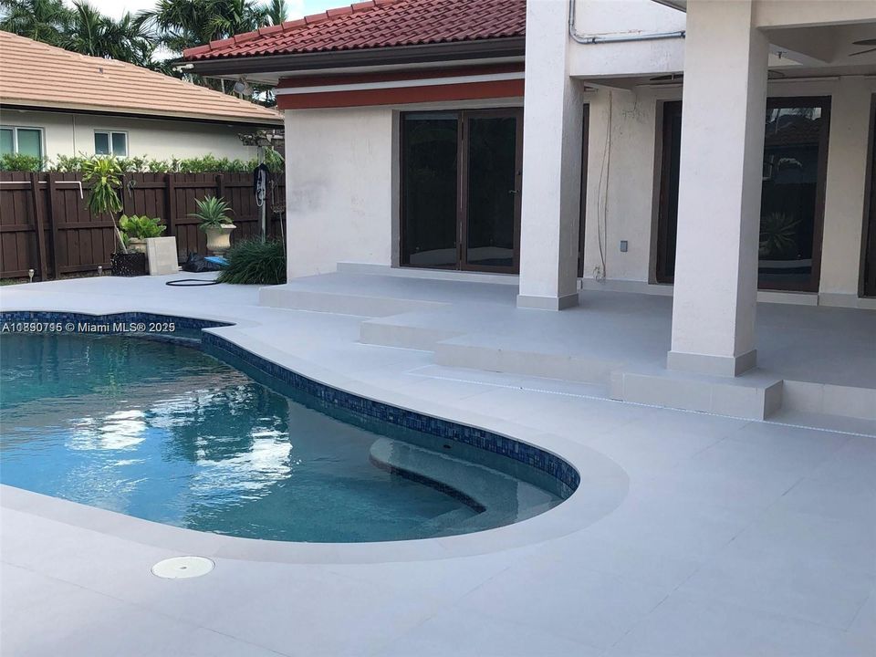 For Rent: $5,900 (4 beds, 4 baths, 3154 Square Feet)