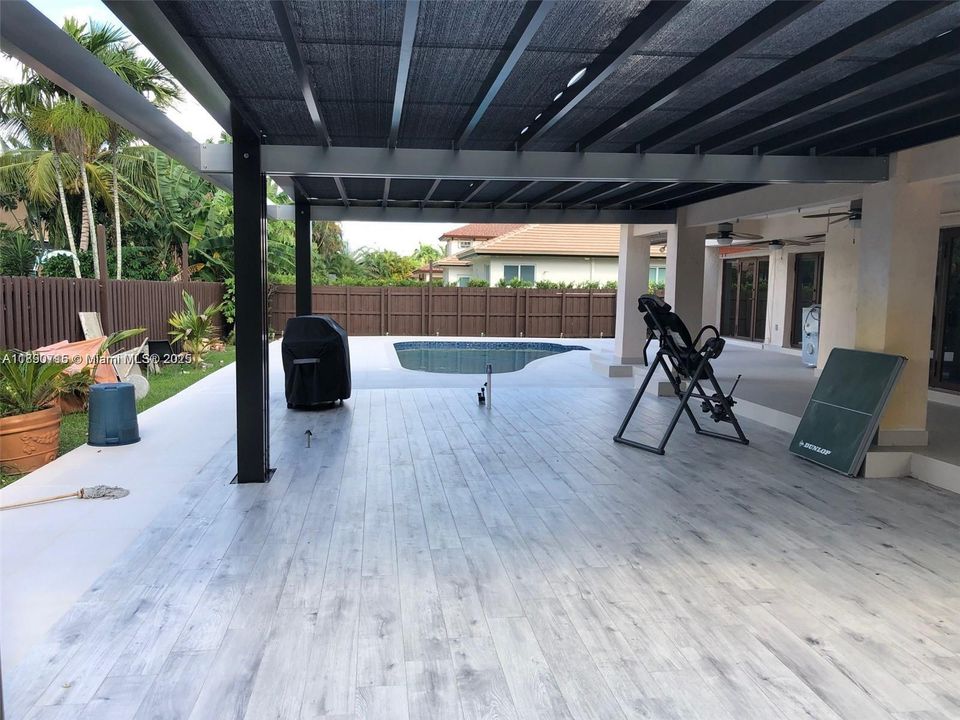 For Rent: $5,900 (4 beds, 4 baths, 3154 Square Feet)