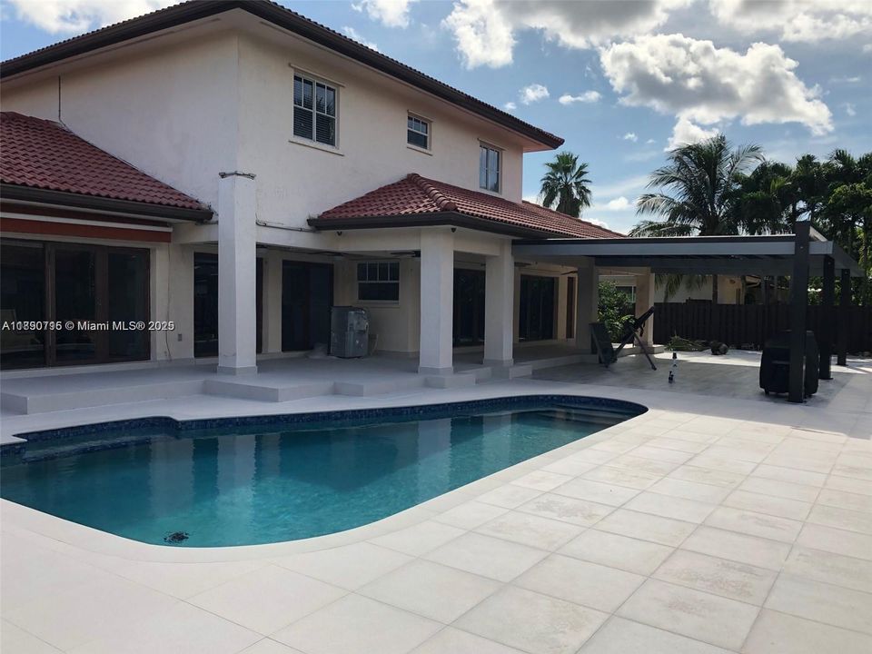 For Rent: $5,900 (4 beds, 4 baths, 3154 Square Feet)