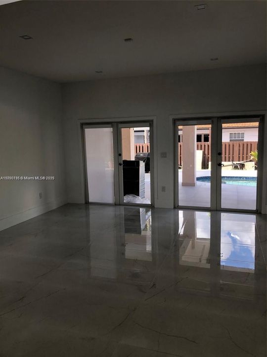 For Rent: $5,900 (4 beds, 4 baths, 3154 Square Feet)