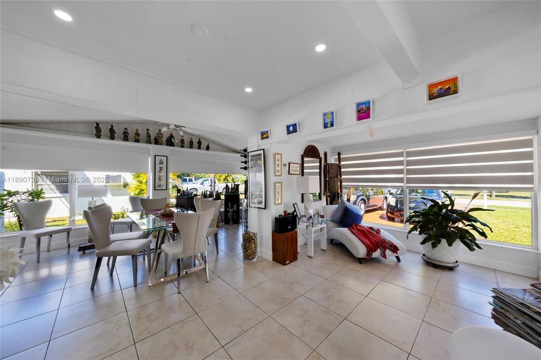 For Sale: $649,000 (3 beds, 2 baths, 1416 Square Feet)